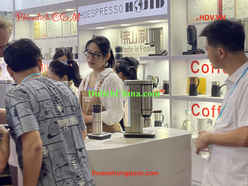 phien-dich-vien-thuong-hai23