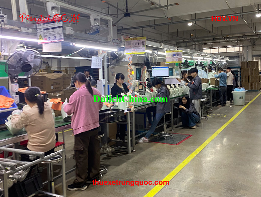 phien-dich-vien-thuong-hai26